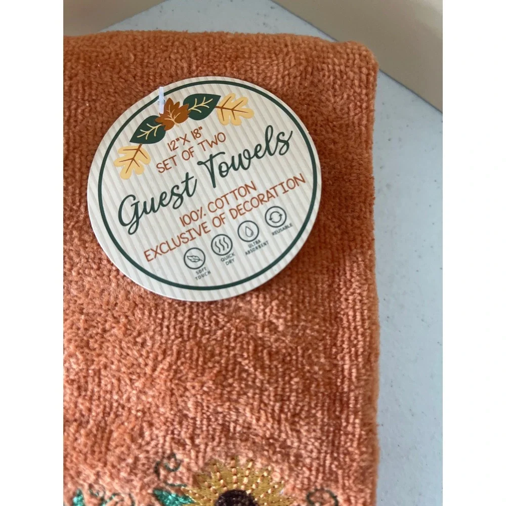 Set of 2 Fall Pumpkin Sunflower Guest Towels Burnt Orange 100% Cotton 12x18